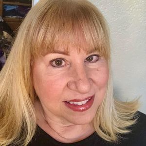 Meet your Posher, Maureen